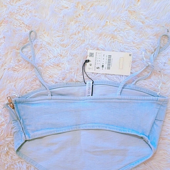 Brand new light washed Zara denim crop top in a size small, US 6. - Picture 3 of 4